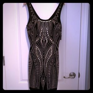 Alexia Admor Black fitted dress with Gold Sequins